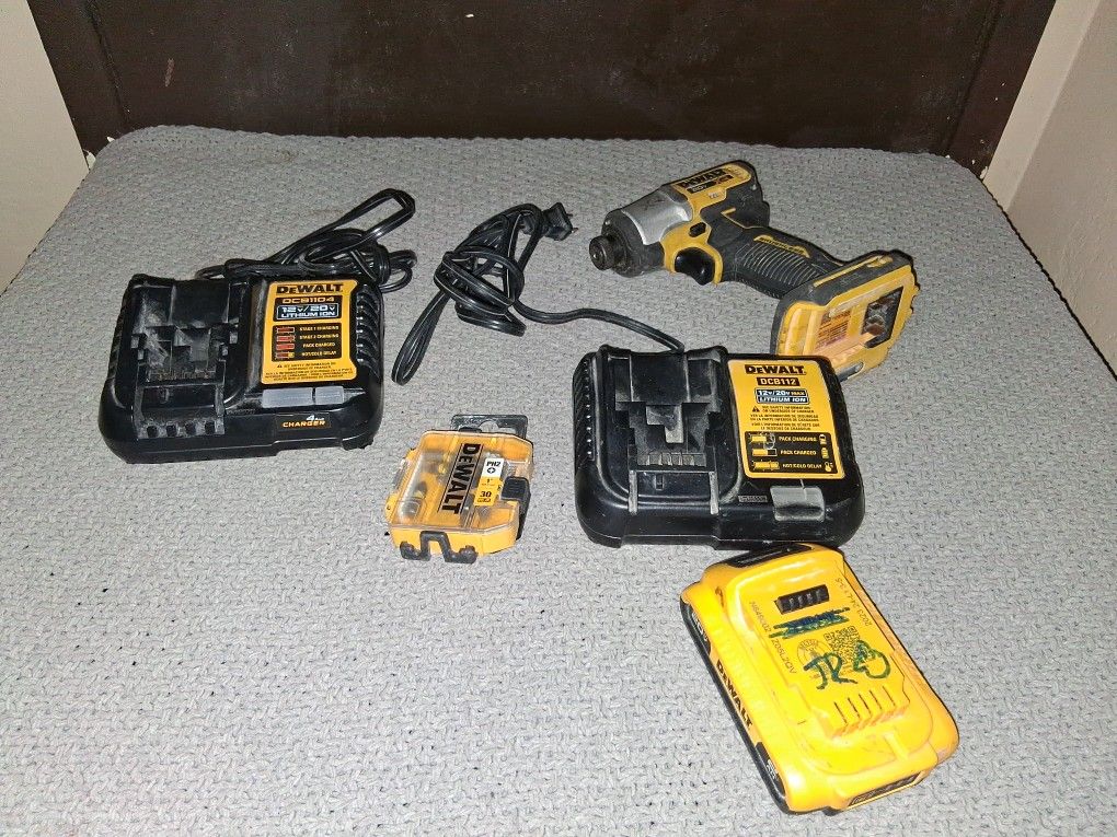 Impact Driver____ 2 Chargers ___1 Battery