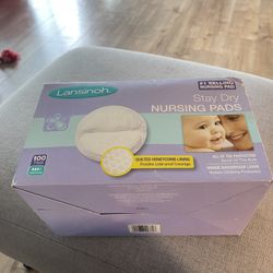 Lansinoh Stay Dry Nursing Pads