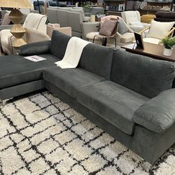 2pc Chaise Sectional 