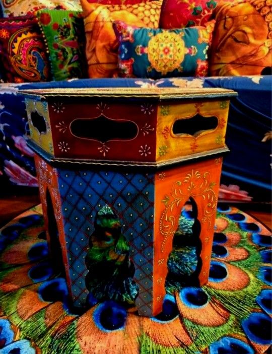 Mid Century Modern Octagonal Handpainted Handicraft Coffee Table Side End Table 18"×17.5"
