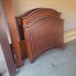 Real Wood Bunk Bed Twin Size Over Full Size