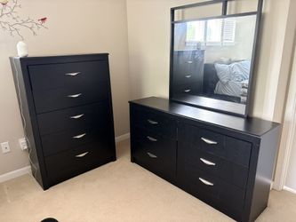 Dresser Set With mirror