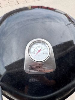 Outdoor grill gas propane