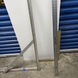 Construction T Squares