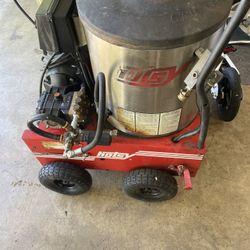 Hotsy Hot Water Pressure Washer