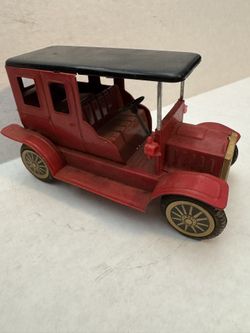 Vintage Tin Litho Ford Model T Red Old Timer Car, Japan, wheels frozen