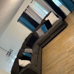 Large Couch $300 OBO MOVING 