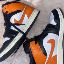 Retro 1s Orange And Black 