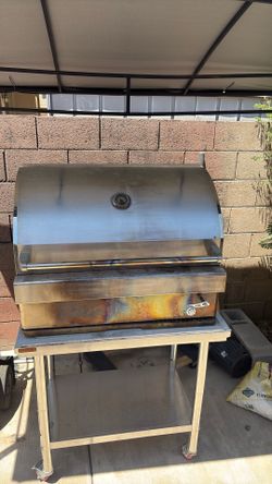 Stainless charcoal grill