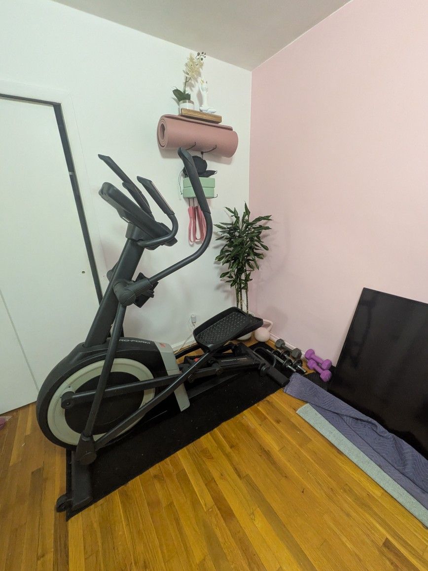 Pro Form Elliptical EL