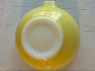 Pyrex Bowl