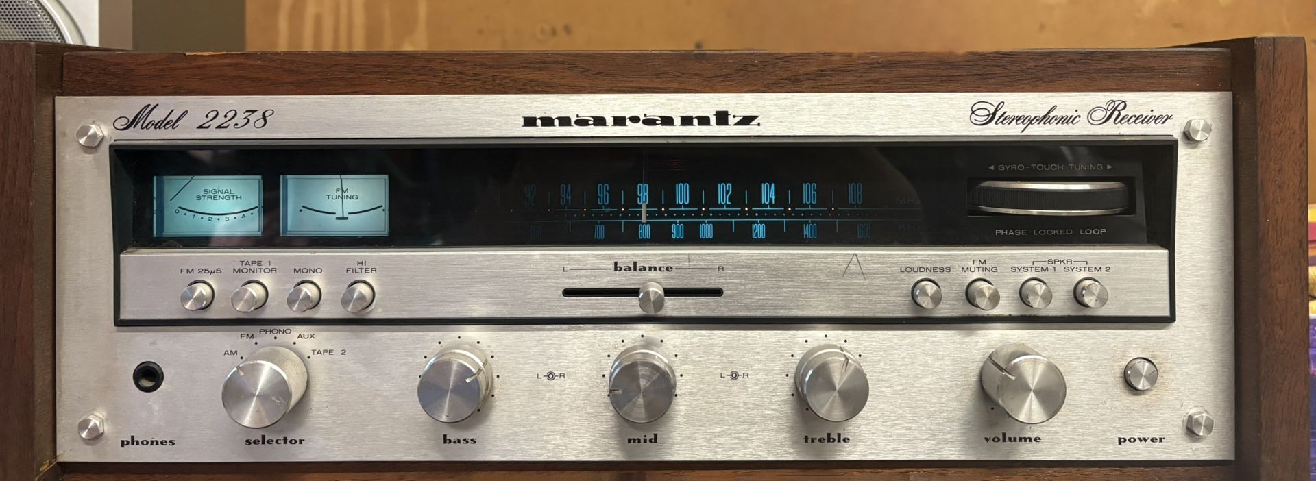 Marantz Model 2238 