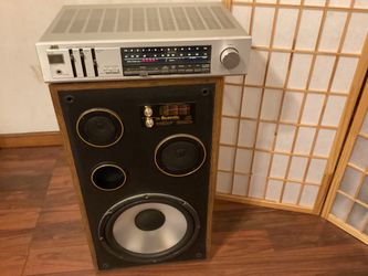 Jvc receiver w/ 1 acoustic 12 inch speaker