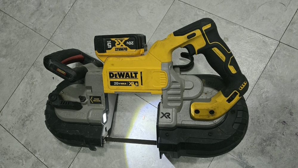 Dewalt Bandsaw