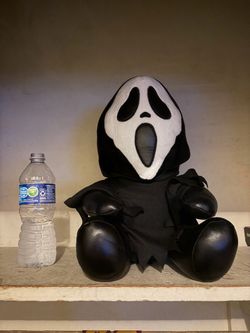 Scream plushie