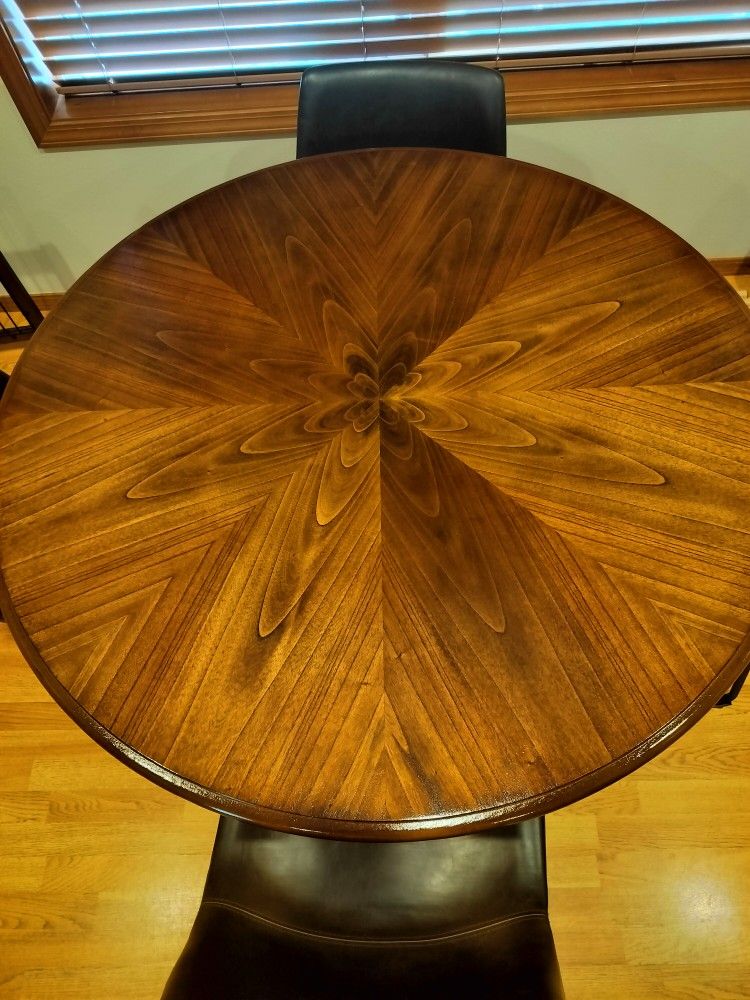 Small Dining Room Round Table Set