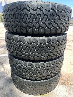 Bfgoodrich all-terrain ko2 265/70R17