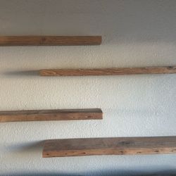 Solid Wood Floating Shelf – Reclaimed Wood