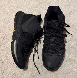 Kyrie 5 Neon Sole