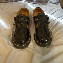 Dr. Martens Size 5&6