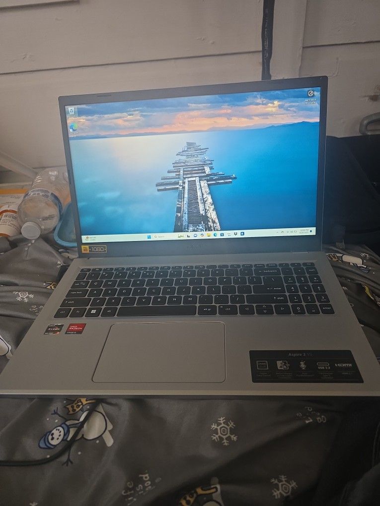Acer Aspire 3