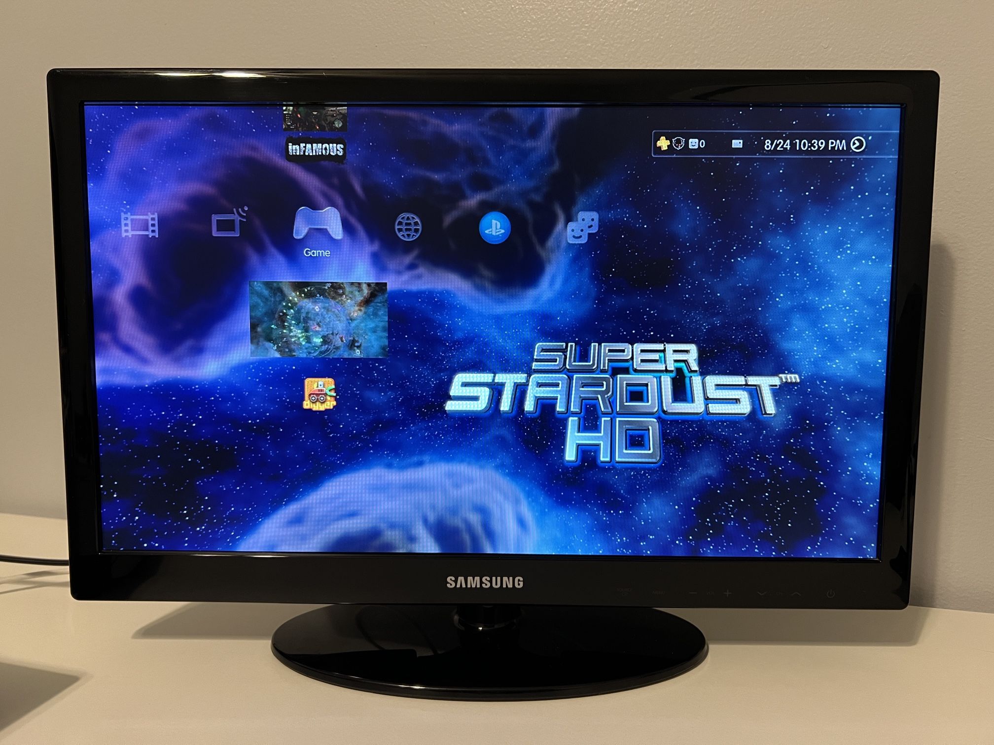 Samsung 19” HD Monitor