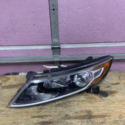 2011-2013 Kia Optima Left side halogen headlight OEM