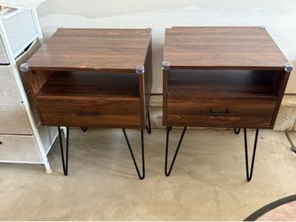 Pair of Wood Nightstands with Drawers and Hairpin Legs