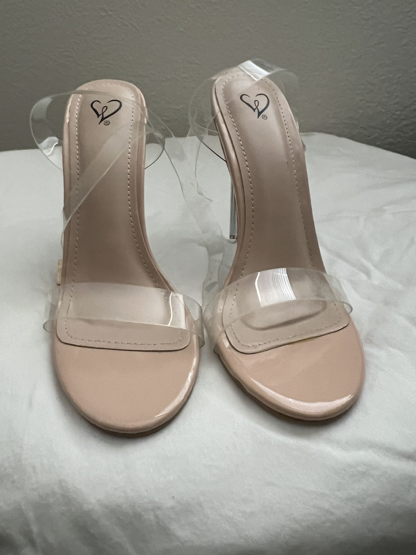 Heels Nude Color With Clear Straps 7.5