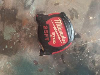 Milwaukee 25 ft Stud Tape Measure
