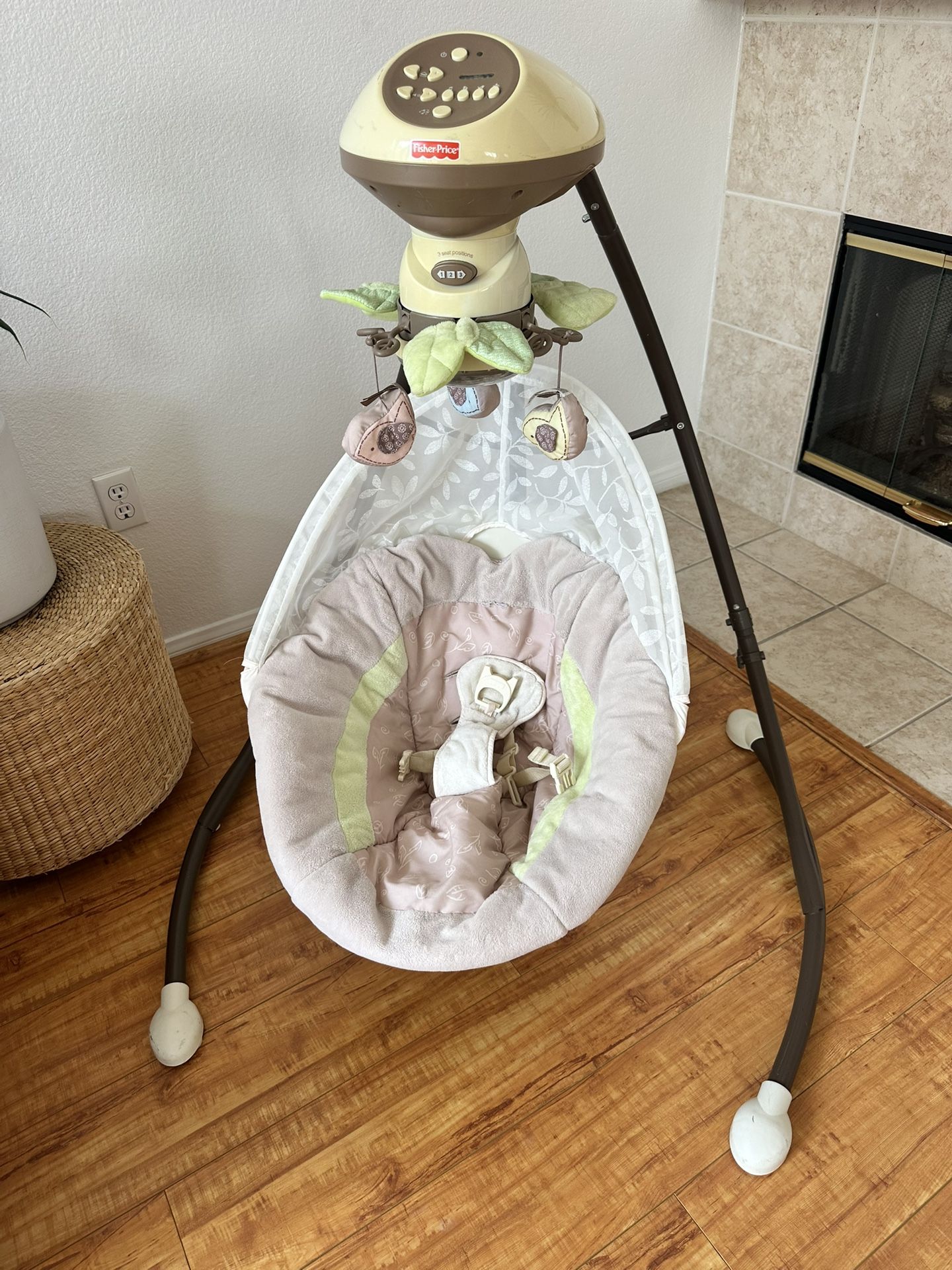 Baby Swing Fisher Price