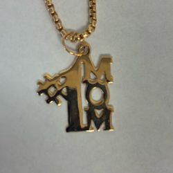 14K Gold #1 Mom Charm