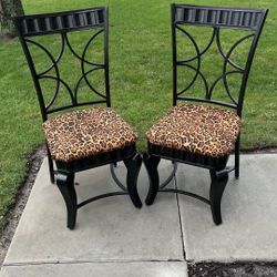 Pre-Owned Indoor/outdoor Restored Metal Chairs