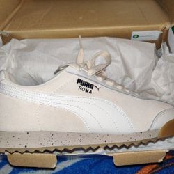 Pumas Size 5