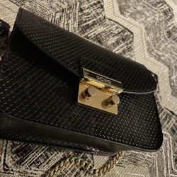 NEW BCBG Black Crossbody Purse with Tag