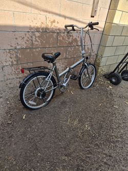 It folds up needs tlc asking $50