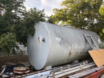 6000 gallon above ground storage tank