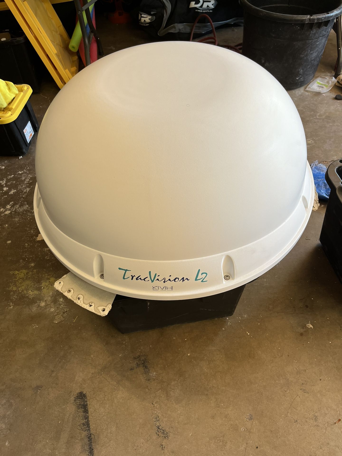 TracVision 12 Satellite Rv Boat Dish 