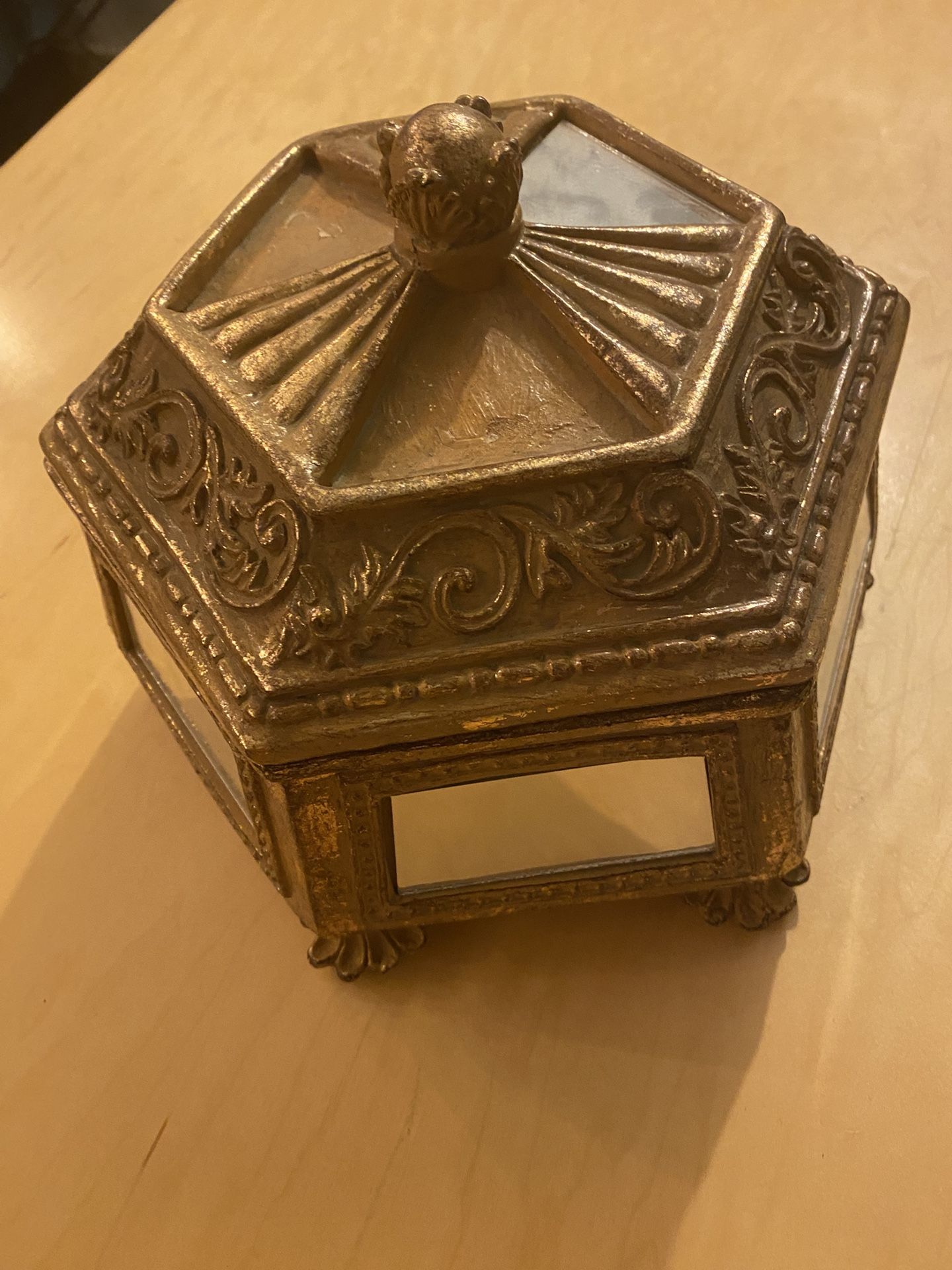 Mirror Box