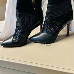 BCBG MaxAzria Leather Heeled Bootie black