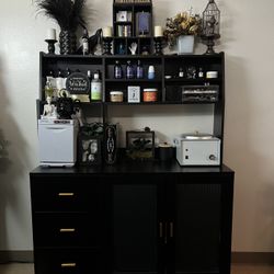 Shelving Unit 