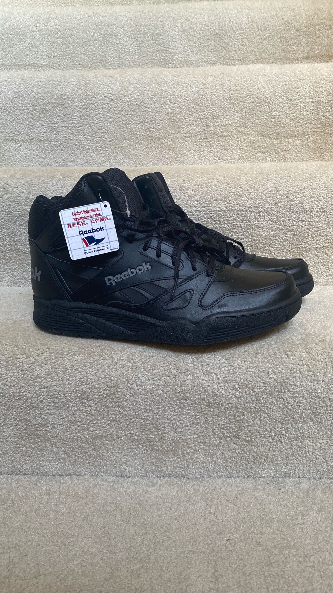 New Reebok Shoes - Mens Size 11.5