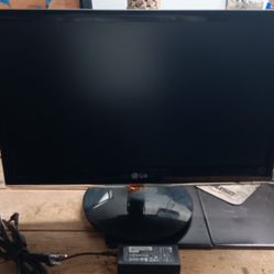 LG FLATRON IPS226V 21.5" 1920 x 1080 WIDESCREEN IPS LED LCD MONITOR