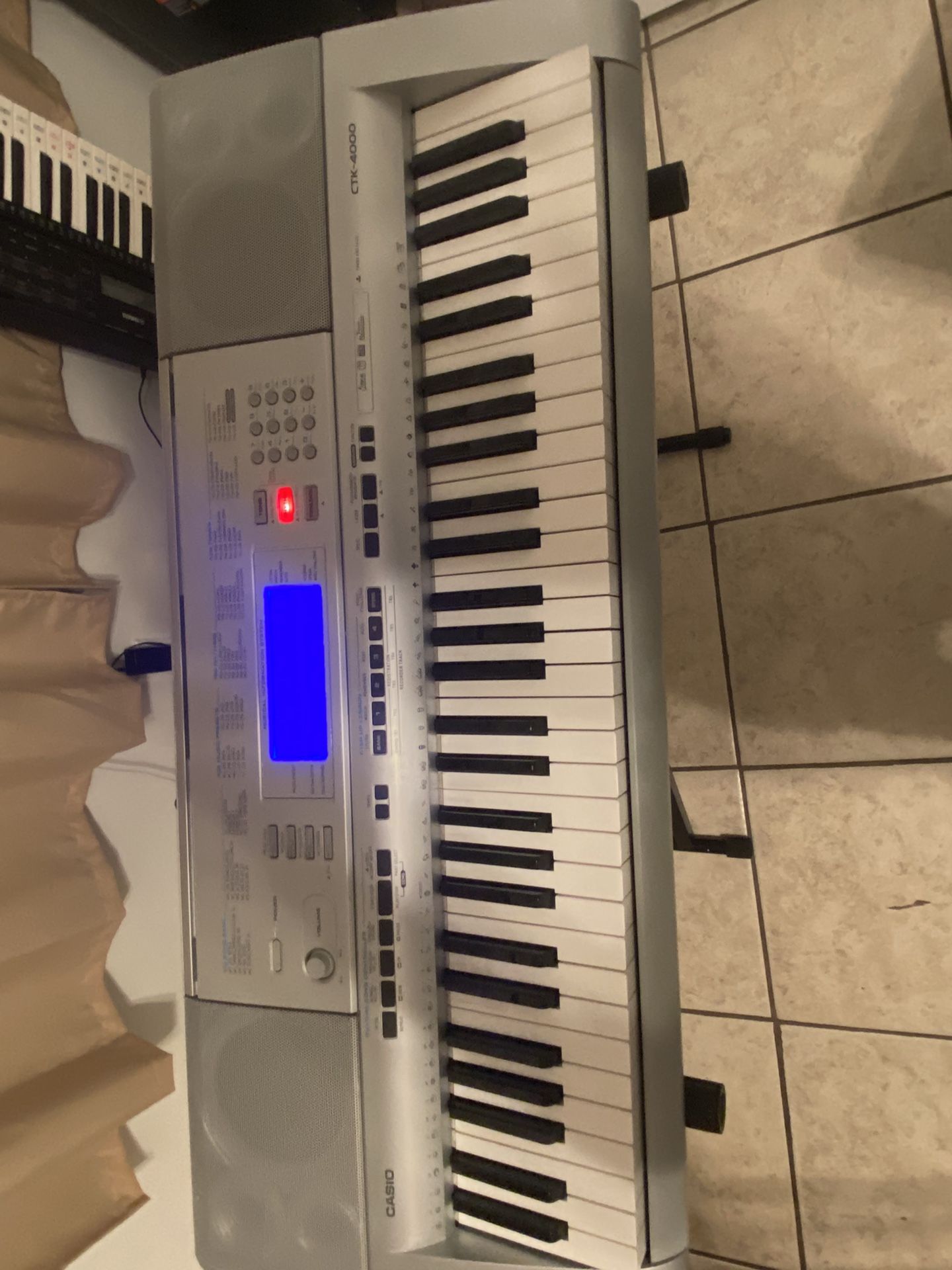 Casio Piano Ctk-4000