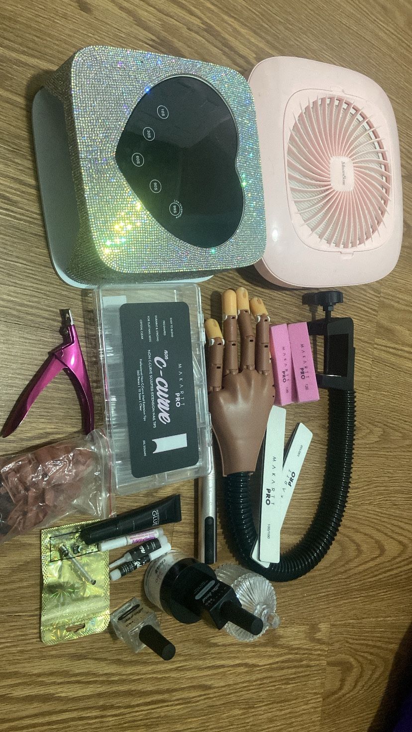 Beginner nail Tech Needs!