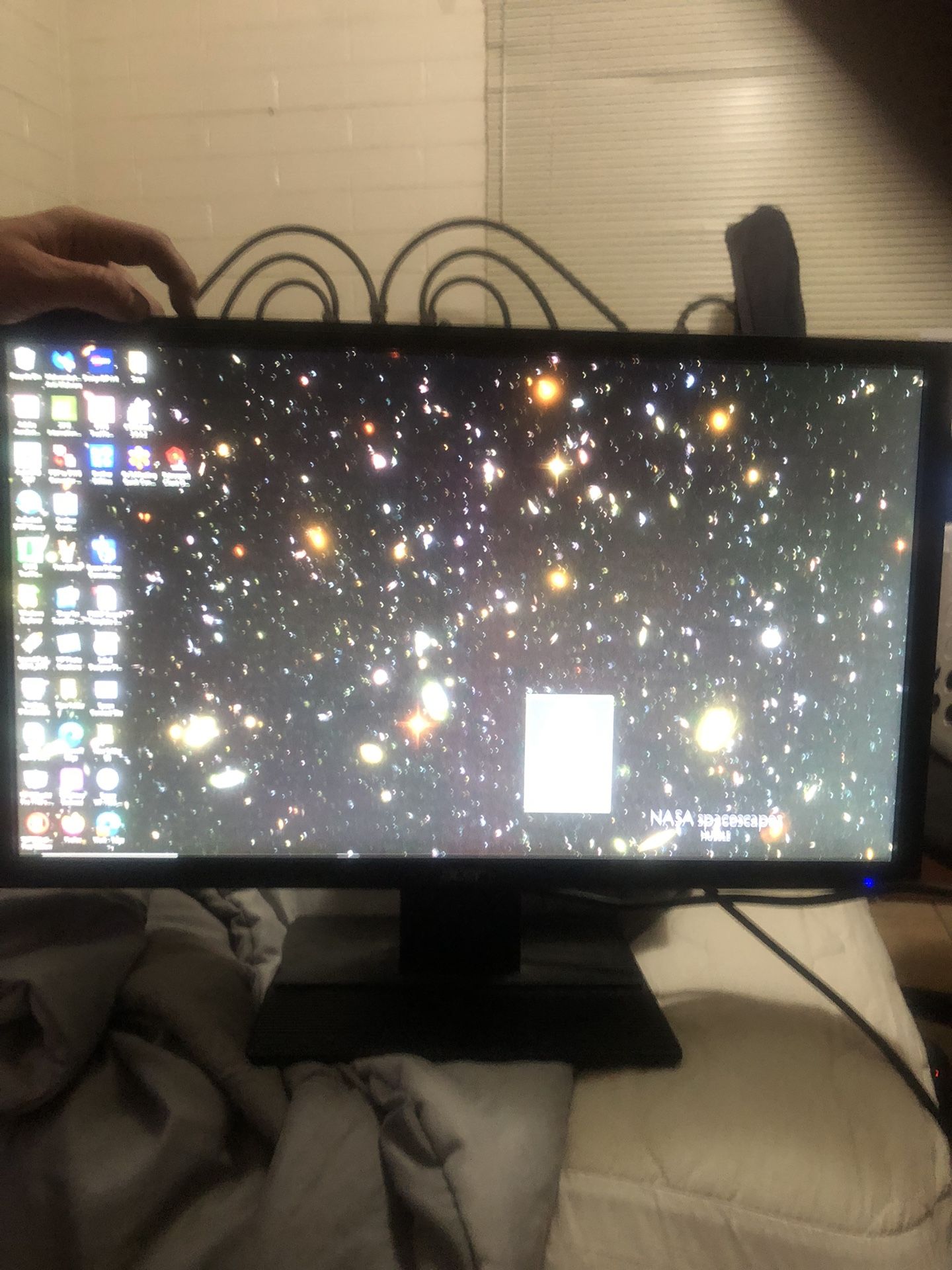 Computer 24” Monitor