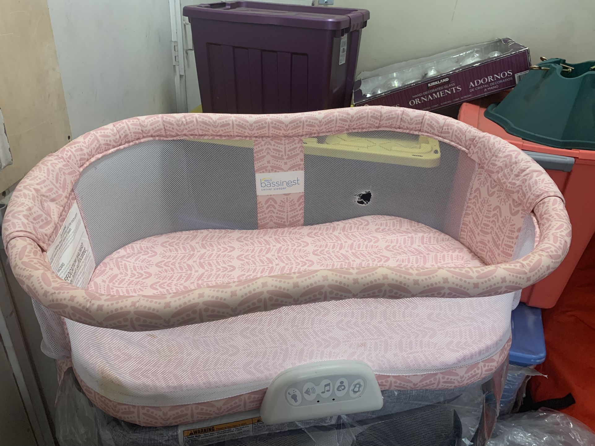 Halo Bassinet Pink