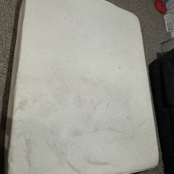 Free Queen memory Foam Mattress