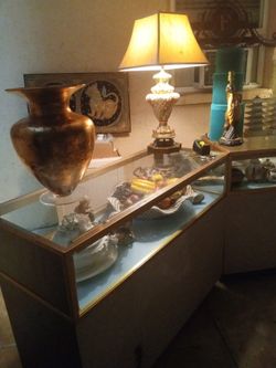 Capodimonte Vintage Items, Soup Tureen, Large Fruit Bowl, Lamp
