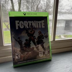 Fortnite (Xbox One, 2017) *Hard Copy* Rare *